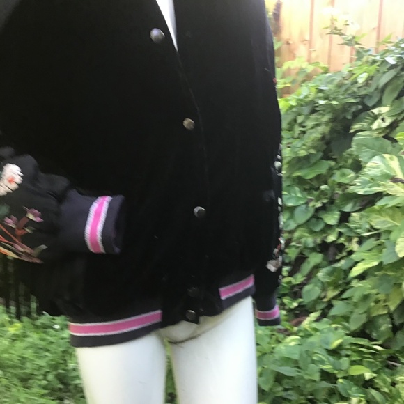 Vintage velvet fringed embroidered jacket - Picture 5 of 8